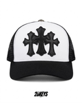 Gorro chrome hearts curvo negro/blanco