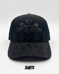 Gorro chrome hearts curvo full brillos