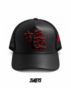 Gorro hellstar logo rojo curvo cuero