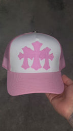 Gorro chrome hearts curvo rosa