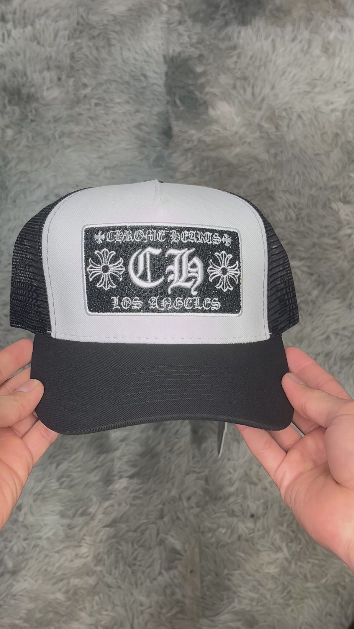 Gorro chrome hearts curvo logo